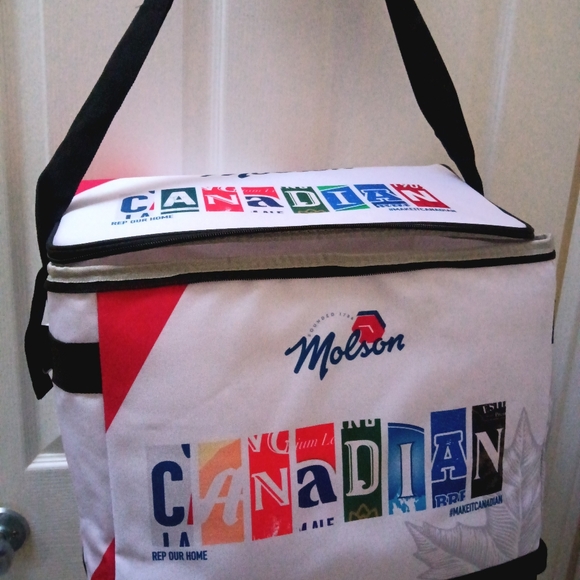 Molson Canadian cooler bag, New - Picture 1 of 7